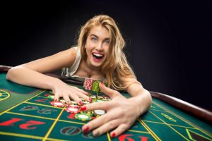 playing roulette girl win