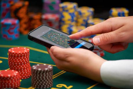 Simple Tips on How to Win at Online Casino Roulette