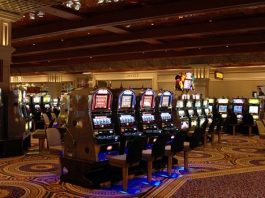 Man Wins $875K in Detroit Casino on Slot Machine
