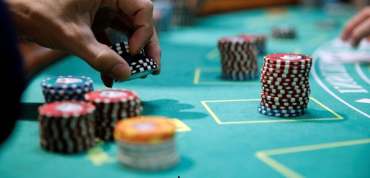 7 and a Half Very Simple Things You Can Do To Save gambling